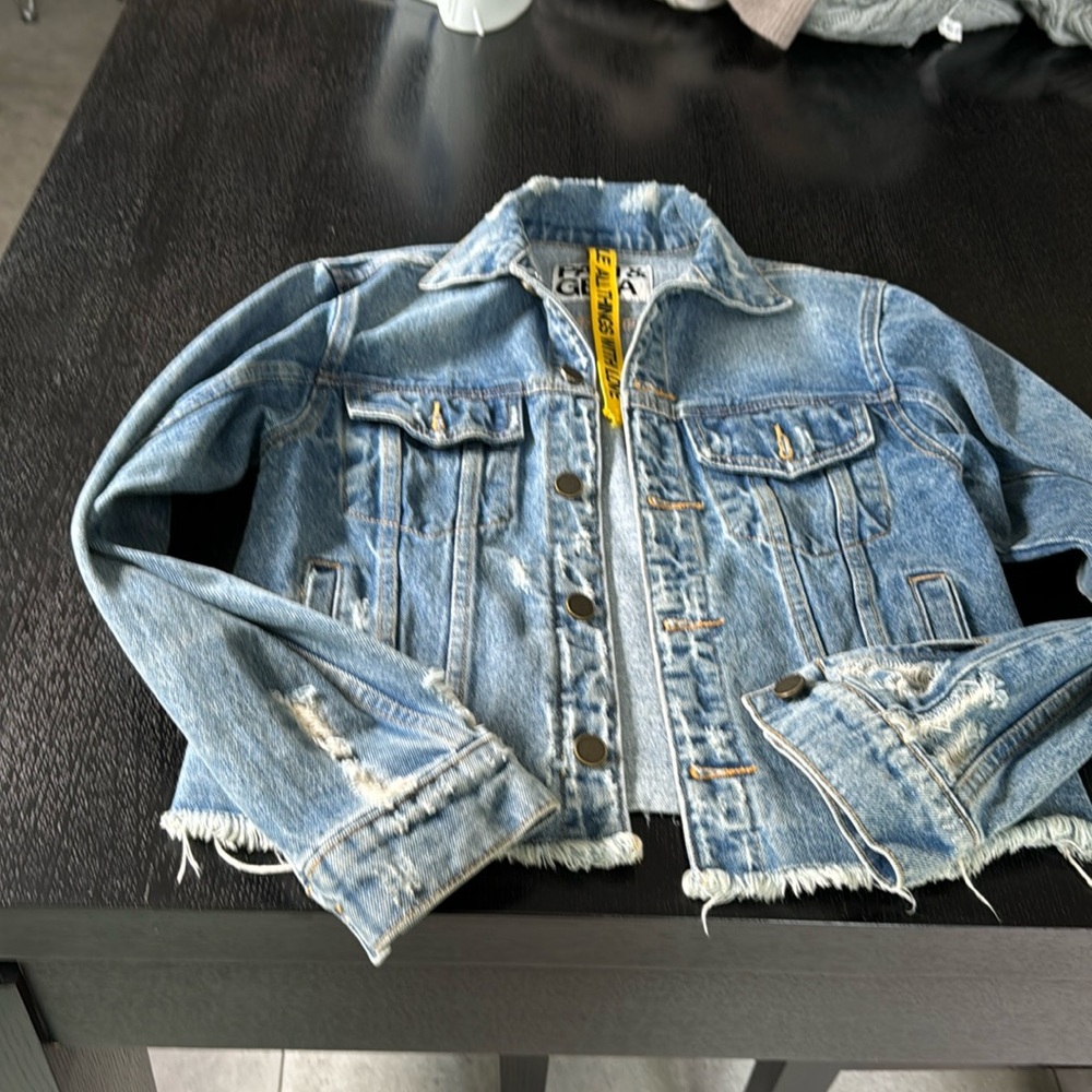 Amazing Pam&Gela jeans jacket worn once